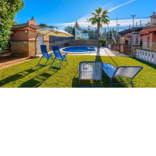 Casa con pista de padel Castilblanco de los Arroyos by Ruralidays