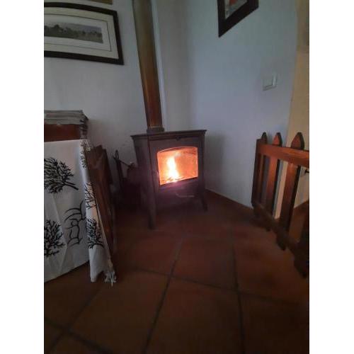 CASA CON SIERRA Y CON PORTUGAL