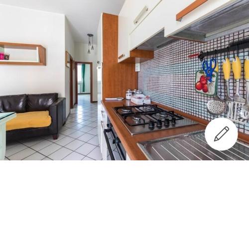 Casa con terrazza sul mare