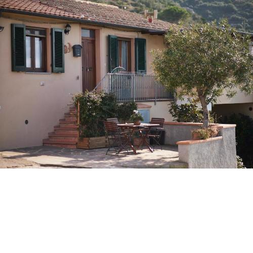 Casa con terrazza vista mare Isola d'elba
