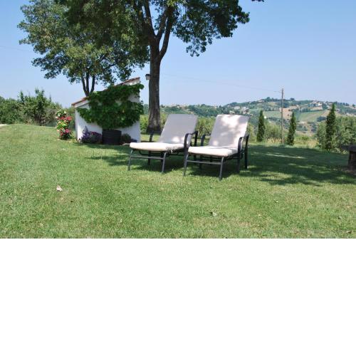 Casa Con Vista Holiday Rentals, Wisteria