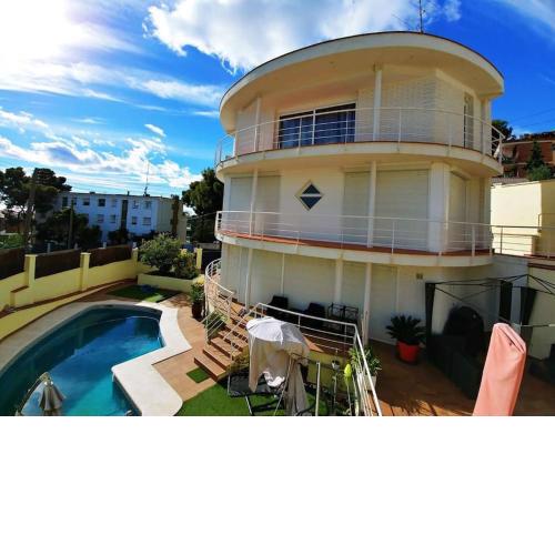 Casa con vistas al mar