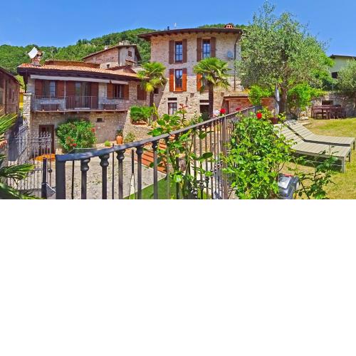 Casa Cortili Garda Summer by Gardadomusmea