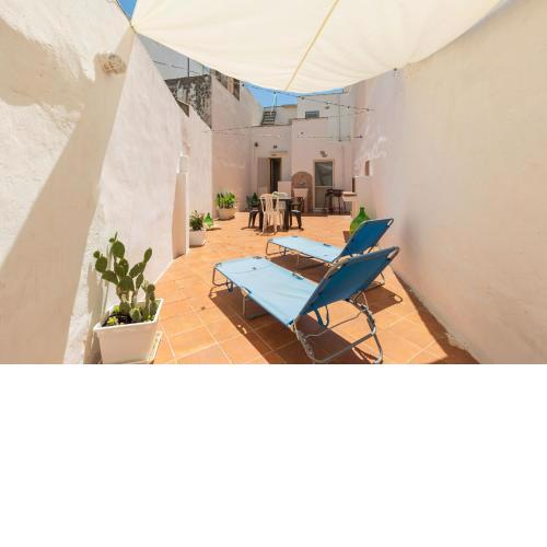 Casa Crispi by BarbarHouse