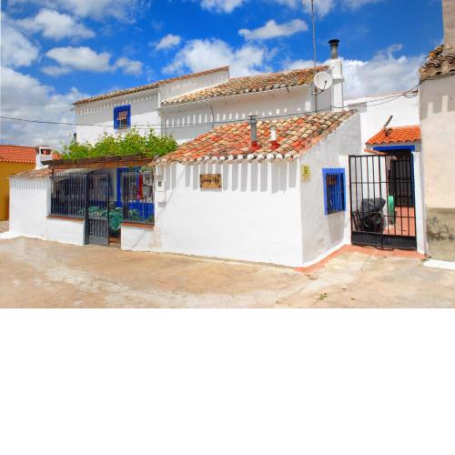 Casa Cueva Alegría