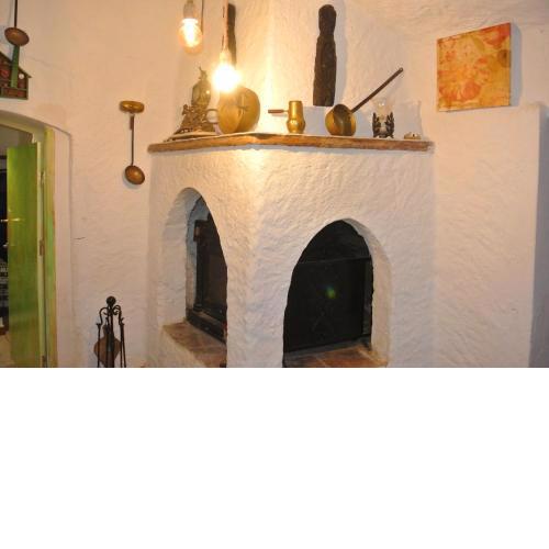 Casa cueva El Algarrobo