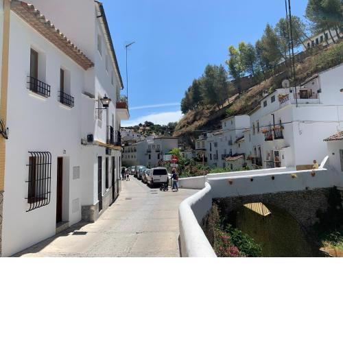 Casa Cueva El Puente