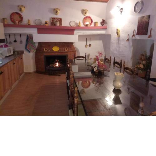 Casa Cueva La Fuente