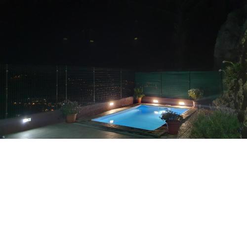 Casa Cueva Paquito