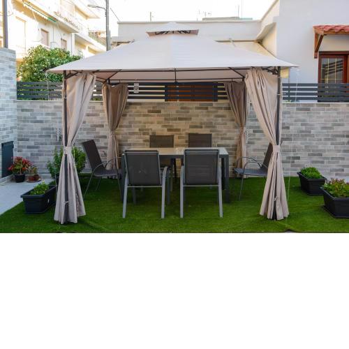 Casa d' Irene near airport, 200 mtrs from the beach, Artemis center