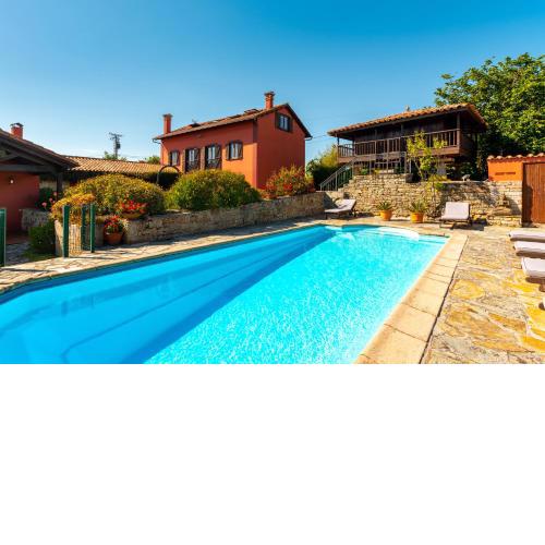 Casa de Aldea con Piscina Calefactada