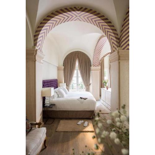 Casa de Triana Luxury Suites by Casa del Poeta