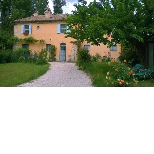 casa dei ciliegi Appartamento primo piano con spazio verde esclusivo