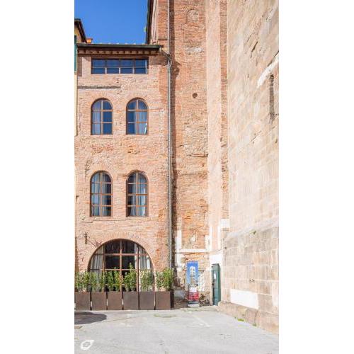 Casa del Campanaro centro storico di Lucca dentro le mura