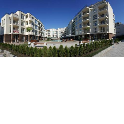 Casa del Sol Apartments