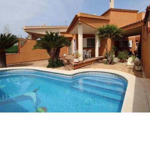Casa Deltebre, 3 dormitorios, 6 personas - ES-184-27