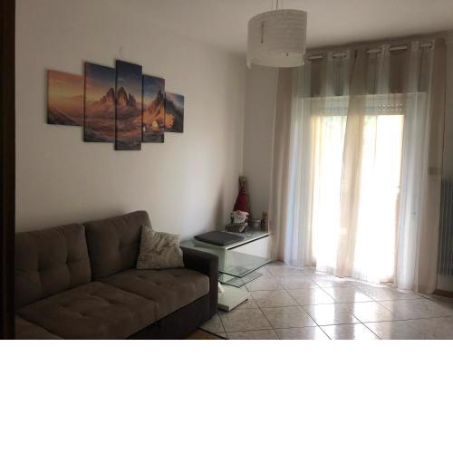 Casa di Max - stanza privata con bagno condiviso FREE PARKING