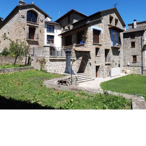 Casa Dieste Apartamentos Turísticos en Boltaña