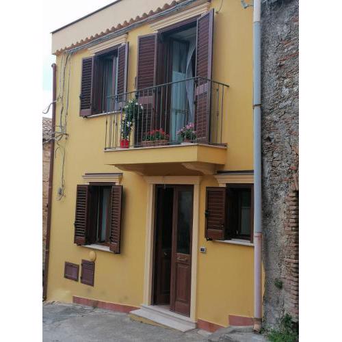 Casa Domenico in paese storico siciliano