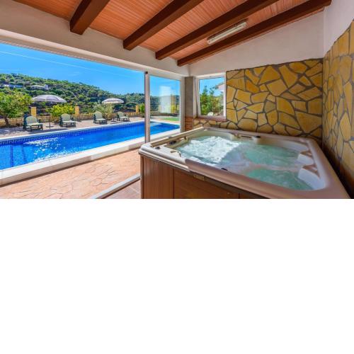 Casa El Moral de Arenas by Ruralidays