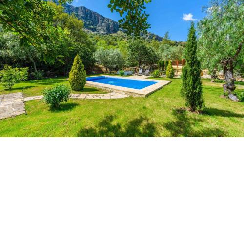 Casa El Rancho Montecorto by Ruralidays