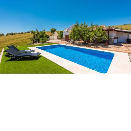 Casa El Trigal Villanueva de la Concepcion by Ruralidays
