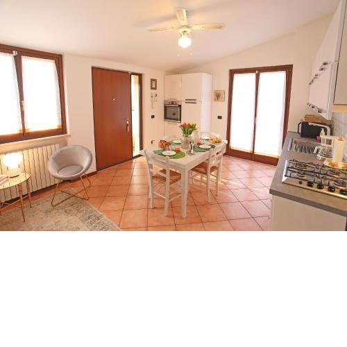 Casa Elisa, trilocale a Peschiera del Garda
