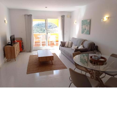 Casa Esme - spacious 3Bed 2Bathroom apartment with fantastic Views and Pool