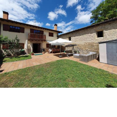 Casa familiar con jardín “Arana Etxea” EBI01207