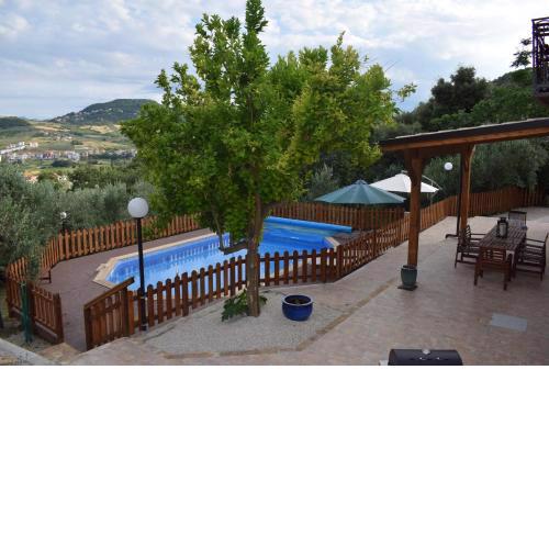 Casa Foelas The Garden Apartment