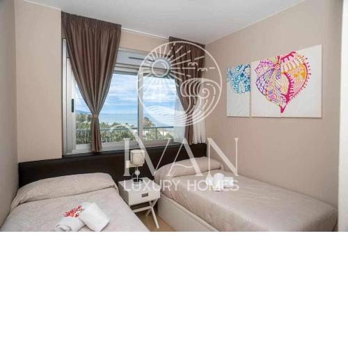 Casa FrontBeach Iván Luxury Homes 10ª Pta Frontal 1ª Línea