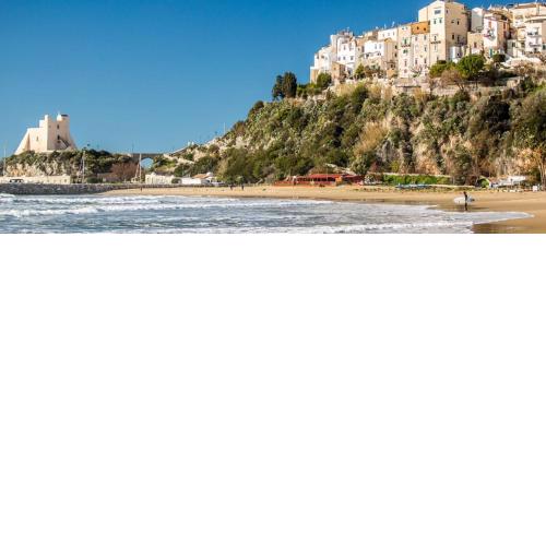 Casa fronte spiaggia con posto auto coperto