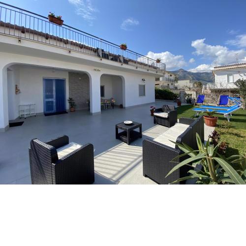CASA GERANIO, Villetta a 600 mt dal mare