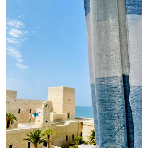 CASA GIO'-vista mare,tribunale e castello nel pieno CENTRO di Trani-WIFI