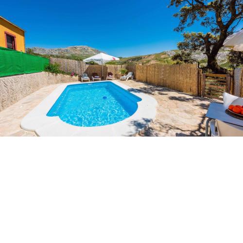 Casa Gonzalez Villanueva de la Concepcion by Ruralidays