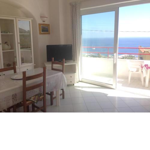 Casa grande e luminosa con super vista mare