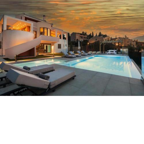 Casa Grande Private Villa with Pool
