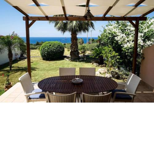 Casa Grecale Macari