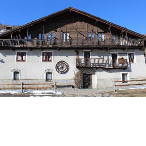Casa Griot