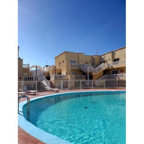 'Casa Ideal' A22 - Las Arenas Complex