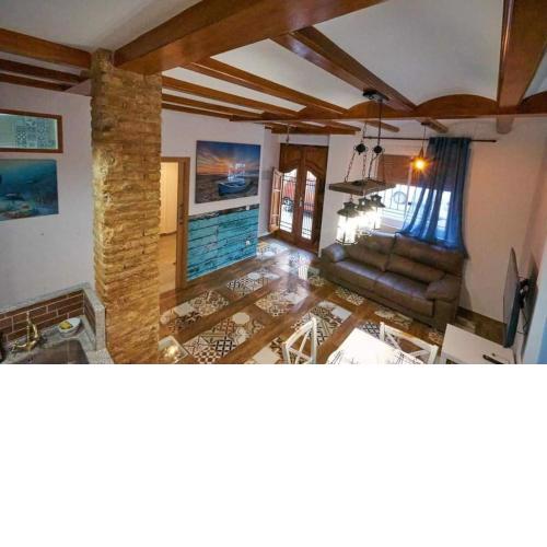 Casa ideal para familias con patio y 3 baños