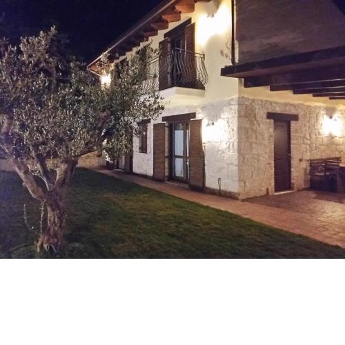 Casa immersa nel verde