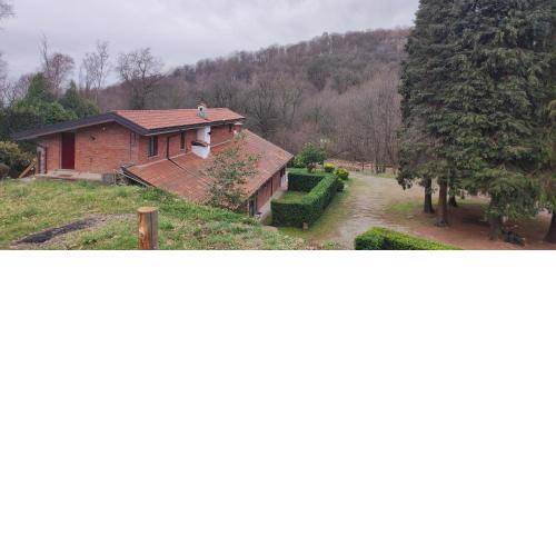 Casa immersa nella natura