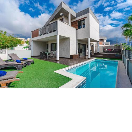 Casa independiente con piscina privada