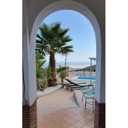 CASA JAN with pool, mountain and sea views.