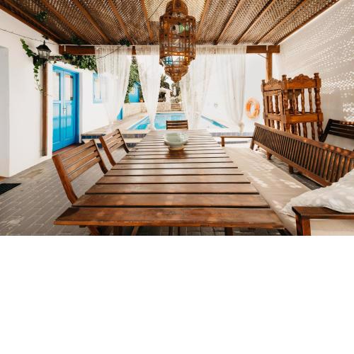 Casa Juan Vera
