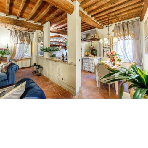 Casa Kathy, Smart and Convenient Luxury 2 Bedrooms Apartment inside the City Walls