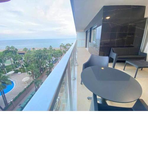 Casa Kevin Iván Luxury Homes 3ªPta Norte 1ª Línea