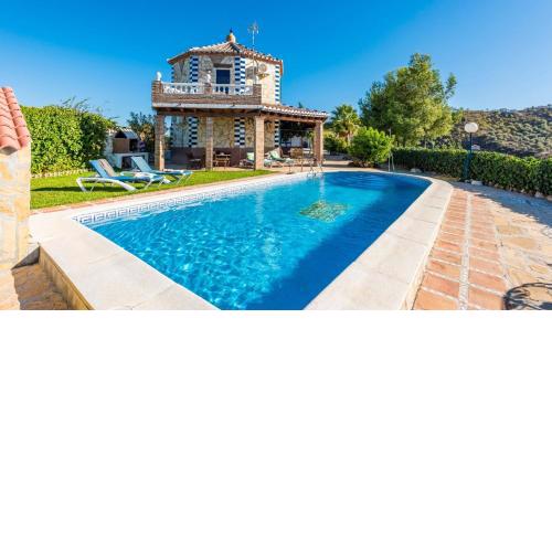 Casa La Noria Iznate by Ruralidays