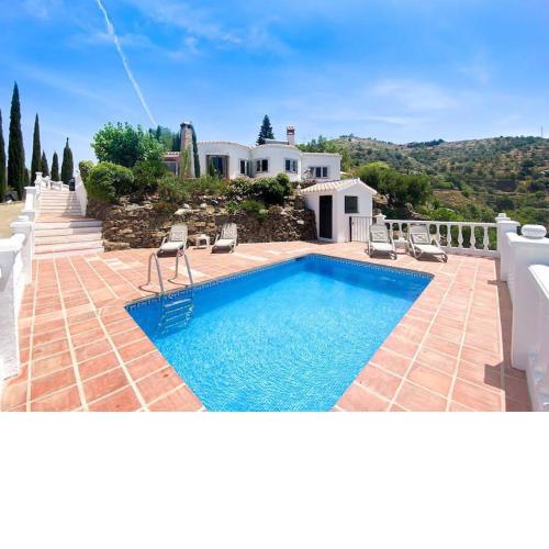 Casa La Siesta - Villa with private pool and fabulous sea views